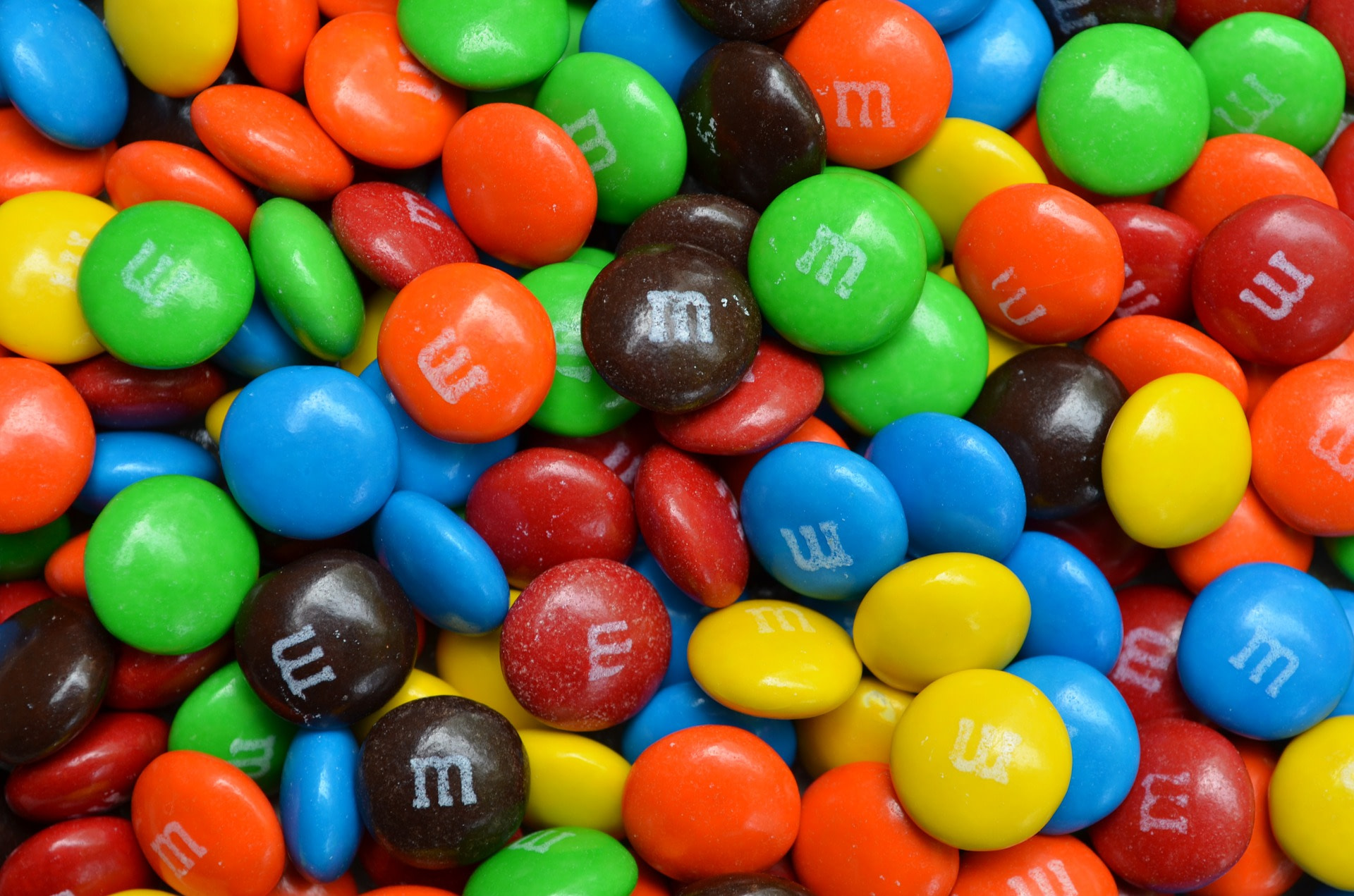 candy-956555_1920